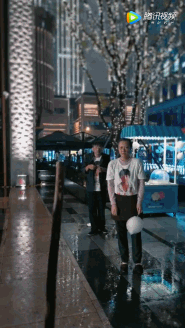 0d9cda48-8a29-49fb-9c20-5434d724286d.gif