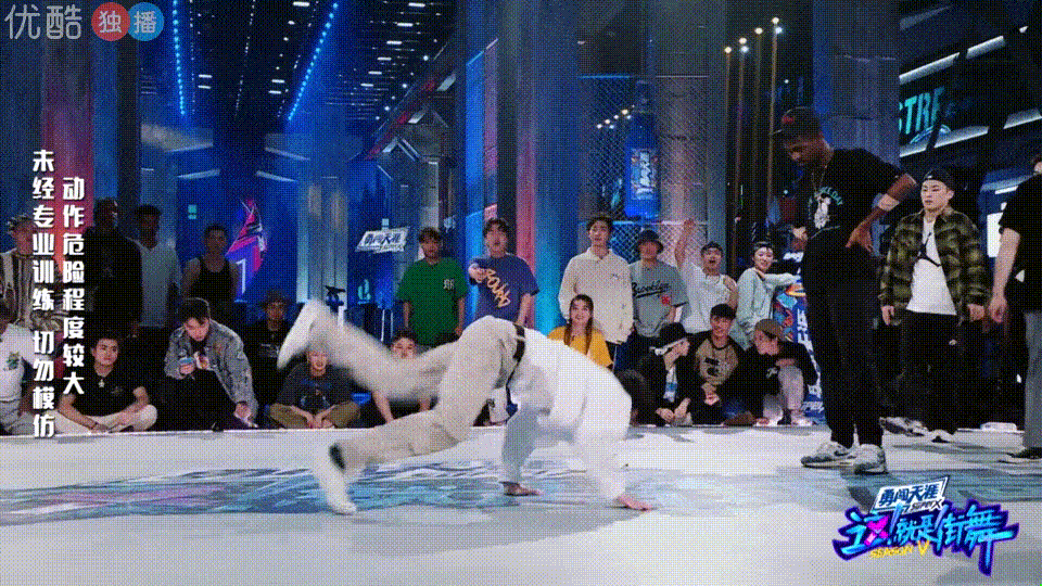 5314e0bf-283f-4588-a7ac-3141d125f792.gif
