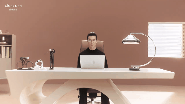 b607343c-d78b-4893-972b-37e5888e313f.gif